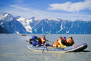 alsek_river_glacier_bay_national_park_tatshenshini_alaska_rafting